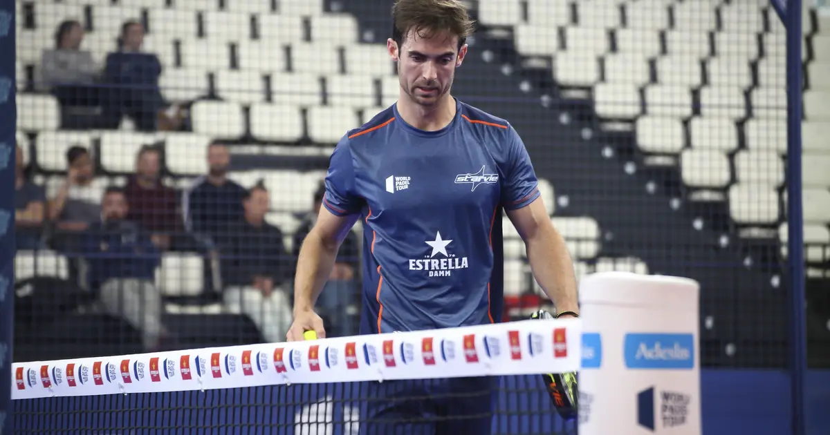 Álex Ruiz: Tactical Intelligence & Consistent Right-Side Padel Mastery