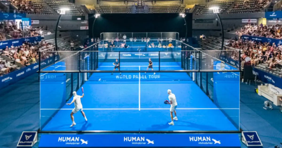 Enrique Corcuera — De Uitvinder van Padel & Zijn Blijvende Nalatenschap