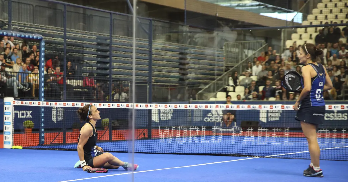 Wisselen van Kant in Padel: Wanneer Je van Zijde Wisselt en Waarom het Belangrijk Is